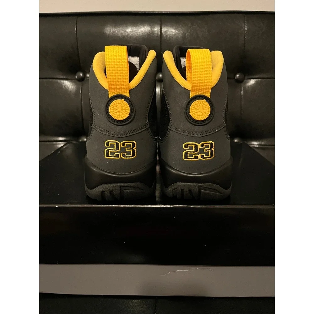 Jordan 9 Retro Dark Charcoal University Gold‎